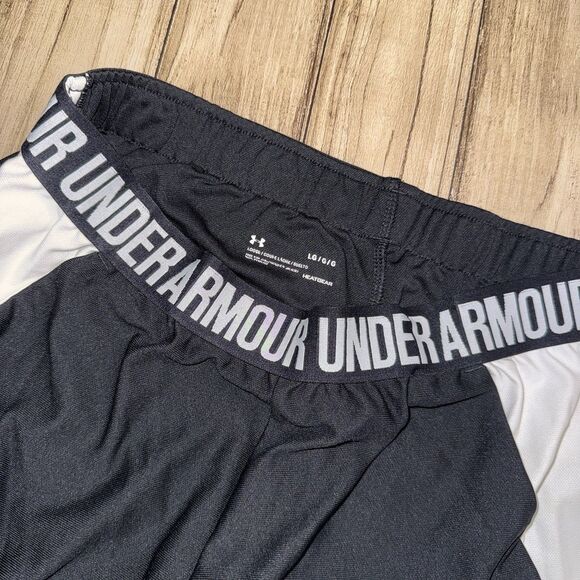 Under Armour Women's Fly By 2.0 Running Shorts Black/WHITE Size Large - Picture 3 of 7